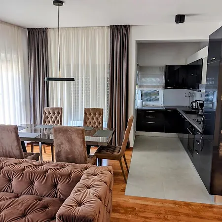 Xxl Penthouse * Split