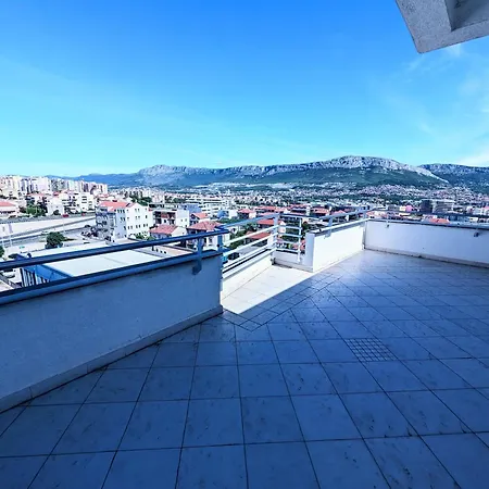 Xxl Penthouse Appartamento